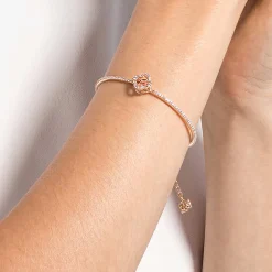 Una Armreif